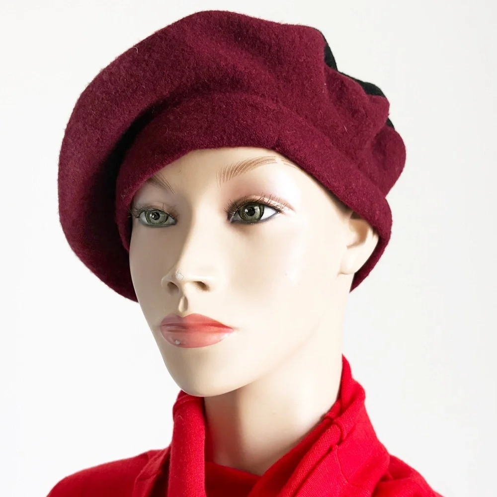 Vintage Norma Kamali for Stetson Wool Beret – Black & Burgundy Two-Tone (1980s)